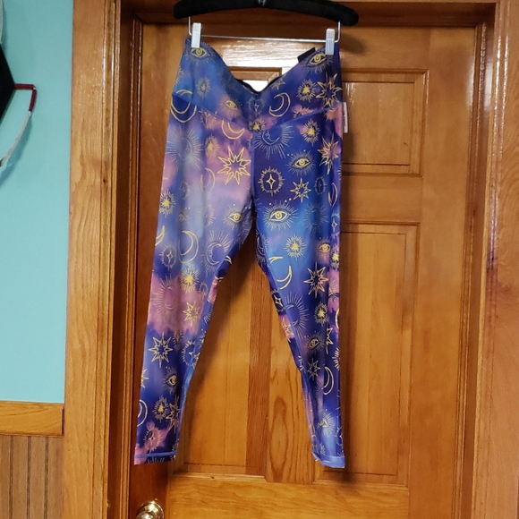 Victoria's Secret Pants - Victoria's Secret Sport 7/8 Tight